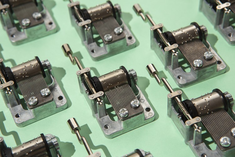 Hasarlı Servo Motor Parçaları Nasıl Tespit Edilir ve Değiştirilir?