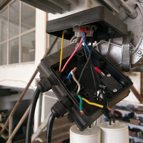 Vinç Elektrik Motorları Neden Farklıdır?